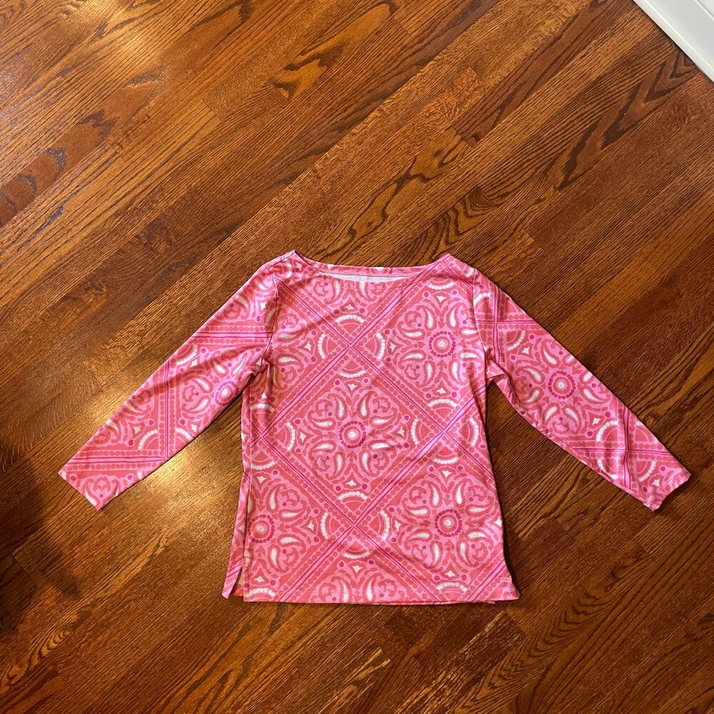 LAST CHANCE: Vineyard Vines Pink Paisley Print Active Top - Size Small